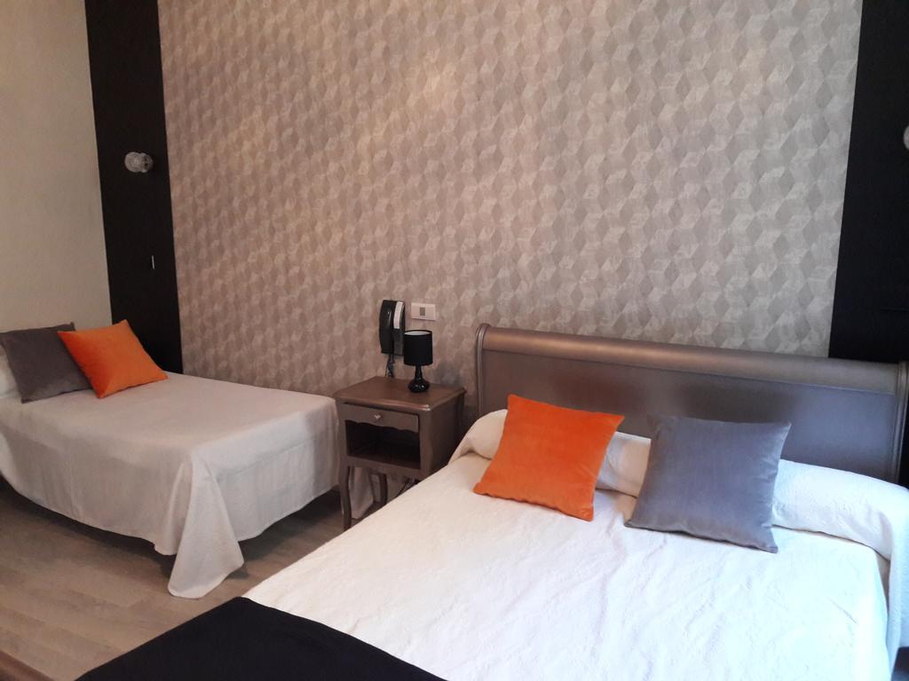 Hotel" La Tour De L'Horloge " Rivesaltes Εξωτερικό φωτογραφία